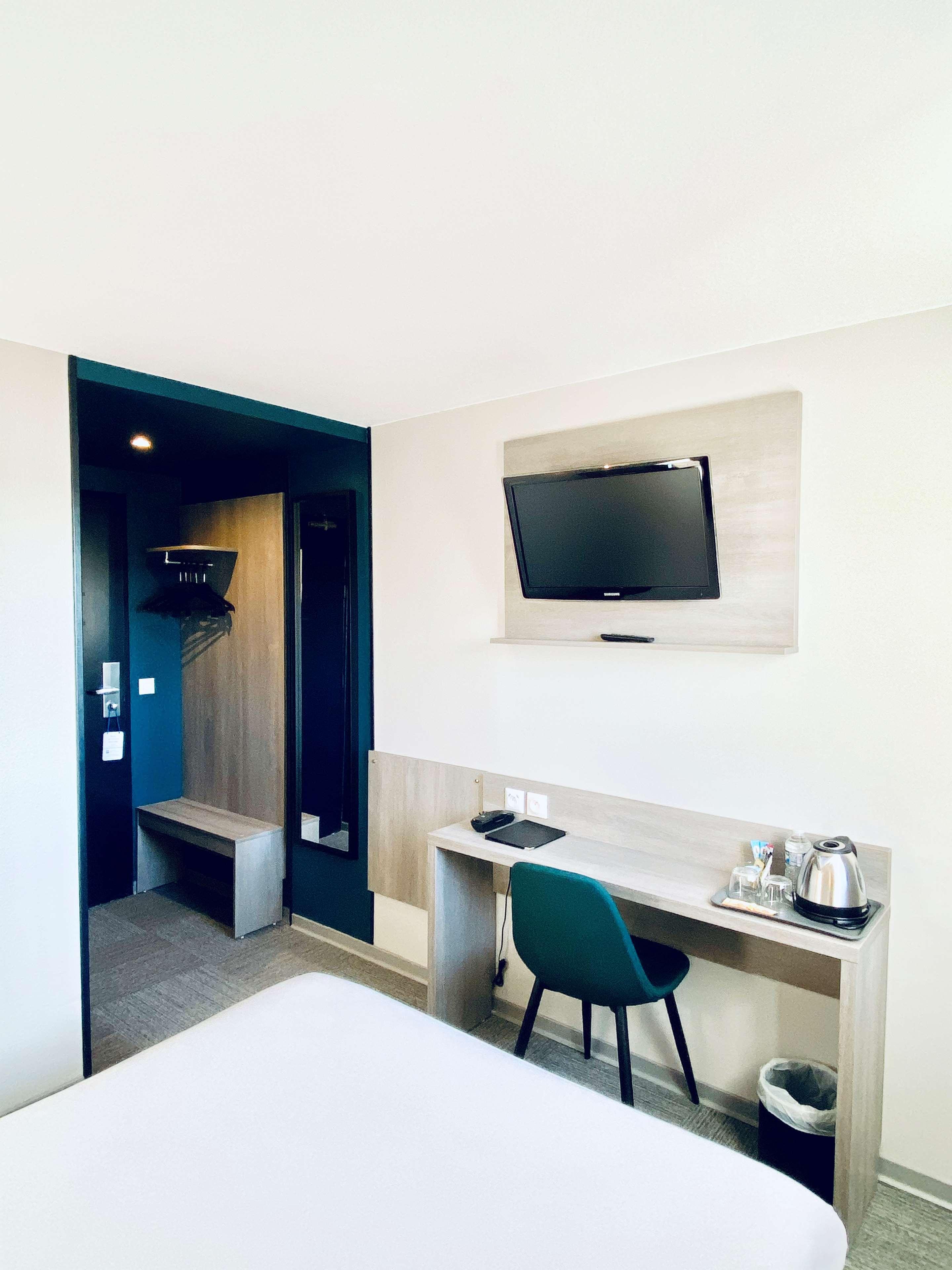ชัวร์ โฮเทล บาย เบสต์เวสเทิร์น กาแล โกเกล ทันเนล /ม็องช์ Hotel Coquelles ภายนอก รูปภาพ